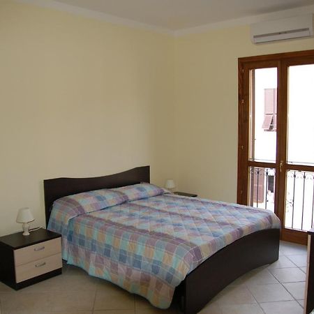 Beb 2000 Hotel Sassari Kültér fotó