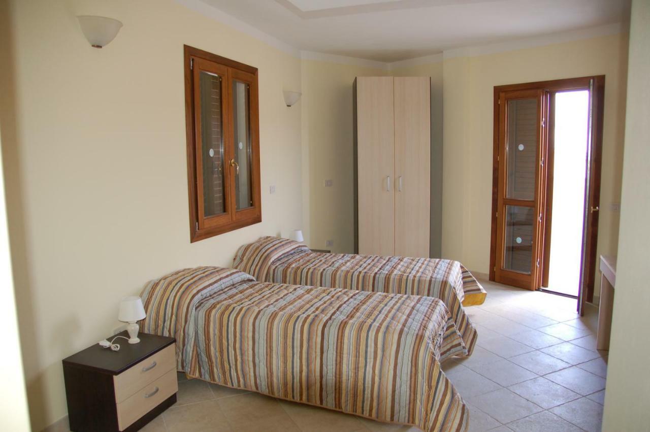 Beb 2000 Hotel Sassari Kültér fotó