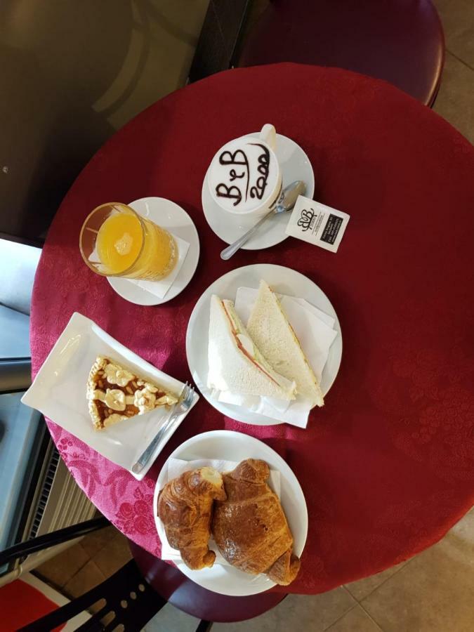 Beb 2000 Hotel Sassari Kültér fotó